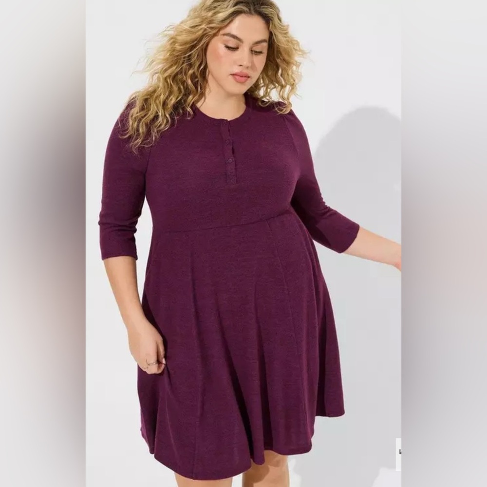 💋 Torrid - Super Soft Skater Dress